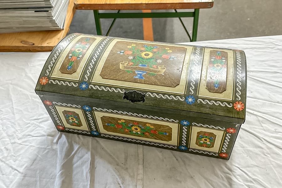Blechtruhe